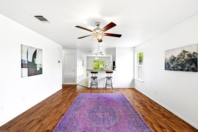 148 Pearl Lake DR, Kyle, TX 78640