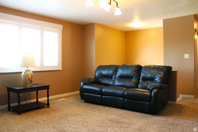 5202 S 2675 W, Roy, UT 84067