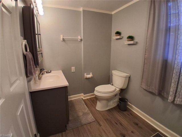 206 BESSEMER Court, King, NC 27021