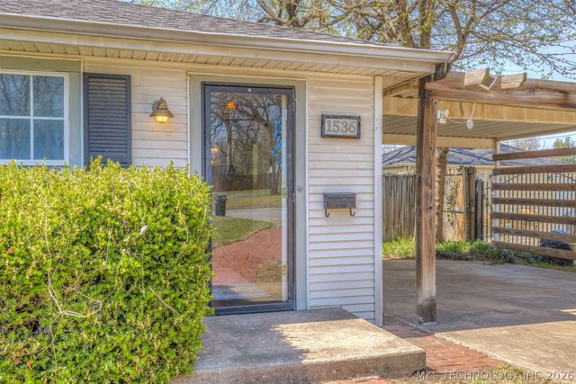 1536 S Atlanta Place, Tulsa, OK 74104