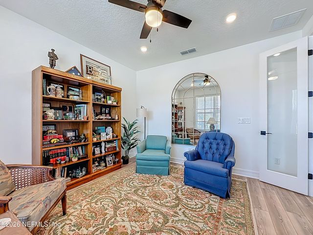 426 HAWTHORN PARK Circle, Yulee, FL 32097