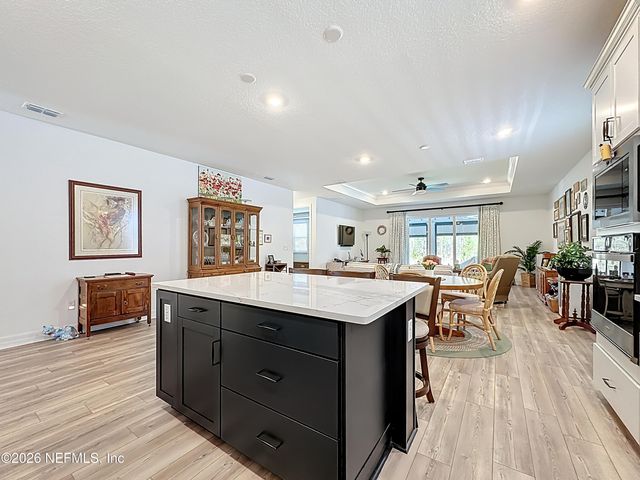 426 HAWTHORN PARK Circle, Yulee, FL 32097