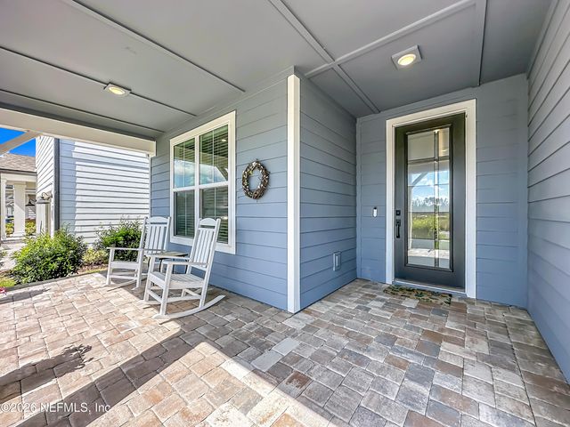 426 HAWTHORN PARK Circle, Yulee, FL 32097