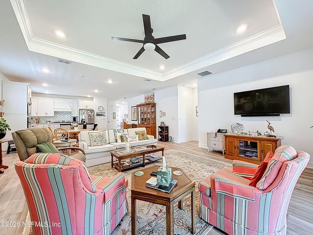 426 HAWTHORN PARK Circle, Yulee, FL 32097