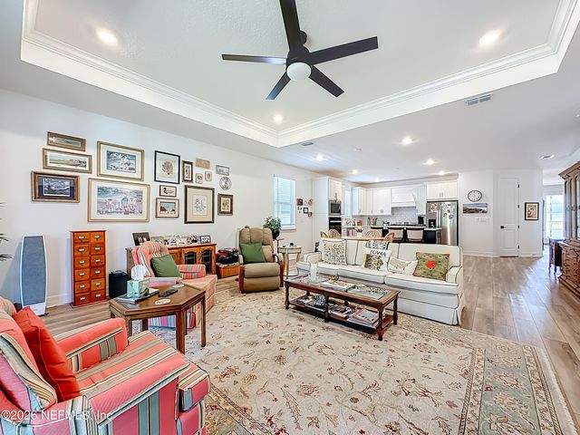 426 HAWTHORN PARK Circle, Yulee, FL 32097