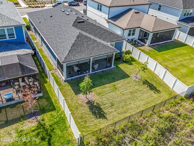 426 HAWTHORN PARK Circle, Yulee, FL 32097