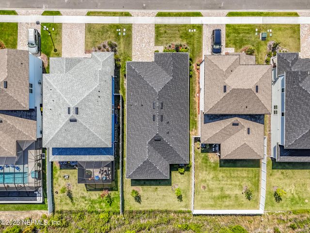 426 HAWTHORN PARK Circle, Yulee, FL 32097