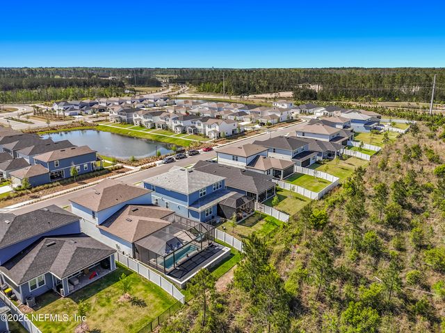 426 HAWTHORN PARK Circle, Yulee, FL 32097