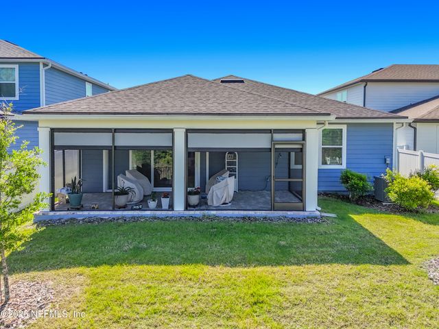 426 HAWTHORN PARK Circle, Yulee, FL 32097