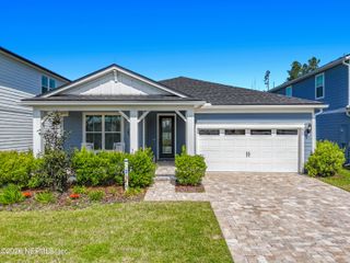 426 HAWTHORN PARK Circle, Yulee, FL 32097