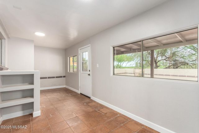 481 E Paseo Chuparosas, Green Valley, AZ 85614