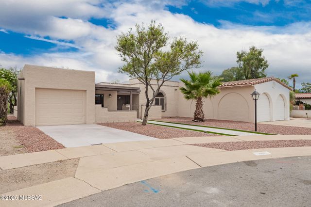 481 E Paseo Chuparosas, Green Valley, AZ 85614