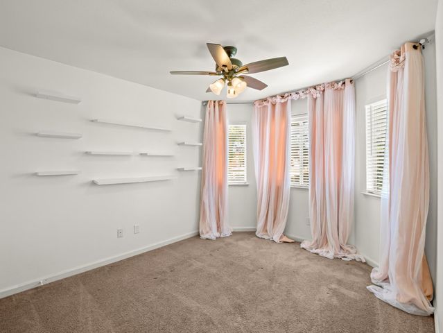 1897 Goshen Avenue, Clovis, CA 93611