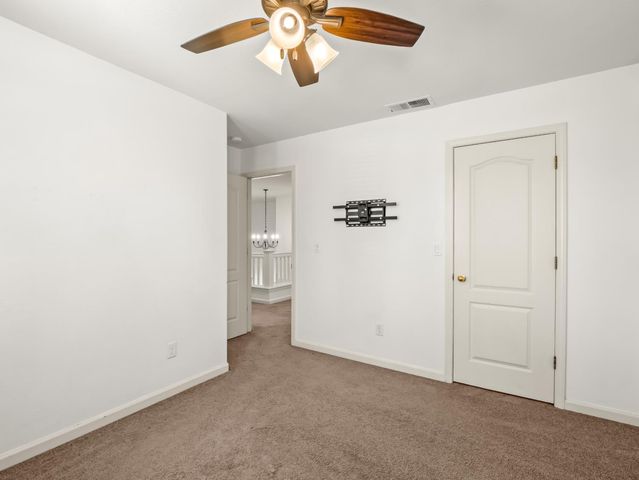 1897 Goshen Avenue, Clovis, CA 93611