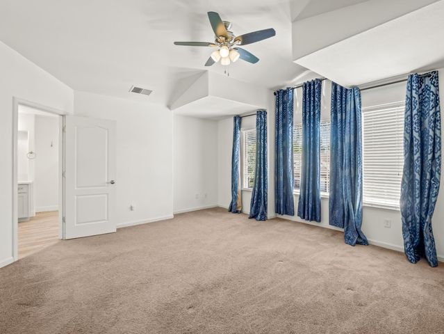 1897 Goshen Avenue, Clovis, CA 93611