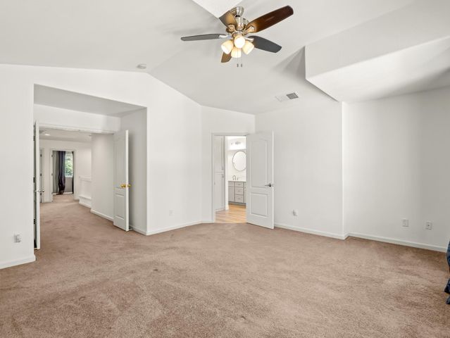 1897 Goshen Avenue, Clovis, CA 93611