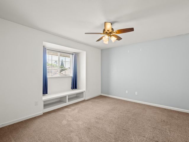 1897 Goshen Avenue, Clovis, CA 93611