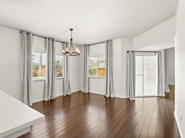 1897 Goshen Avenue, Clovis, CA 93611