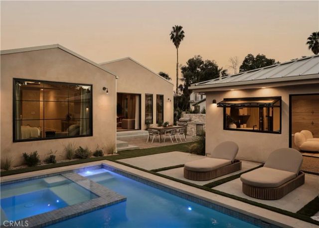 4605 Tobias Avenue, Sherman Oaks, CA 91403