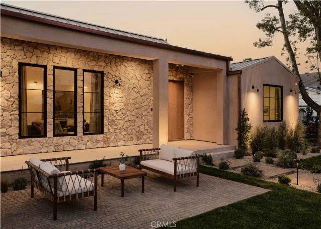 4605 Tobias Avenue, Sherman Oaks, CA 91403