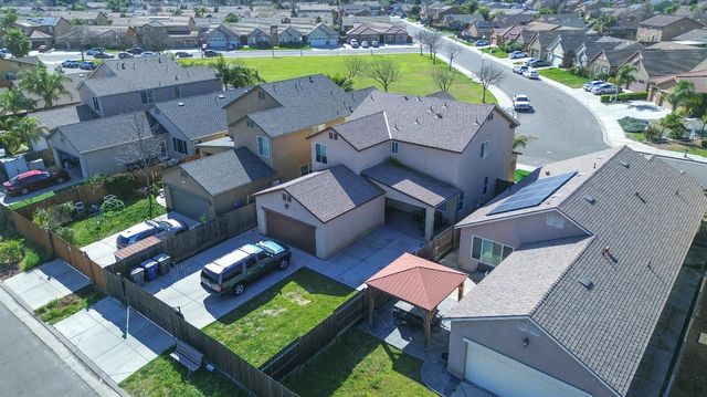 5865 E Beck Avenue, Fresno, CA 93727