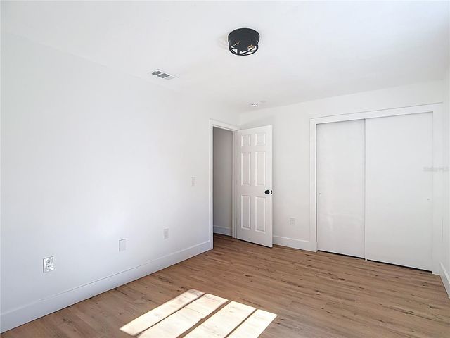 3551 OAKWOOD DRIVE, Wesley Chapel, FL 33543