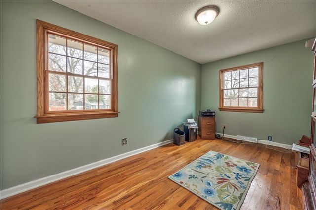 10120 W 65th Street, Merriam, KS 66203