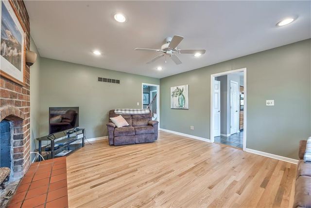 10120 W 65th Street, Merriam, KS 66203