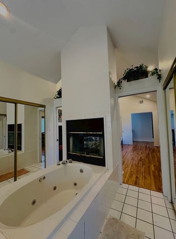 107 Arrowhead Circle 107, Ashland, MA 01721