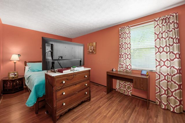 963 Hunt Valley Drive, Reynoldsburg, OH 43068