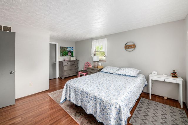 963 Hunt Valley Drive, Reynoldsburg, OH 43068