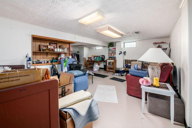 963 Hunt Valley Drive, Reynoldsburg, OH 43068