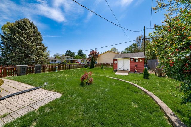 963 Hunt Valley Drive, Reynoldsburg, OH 43068