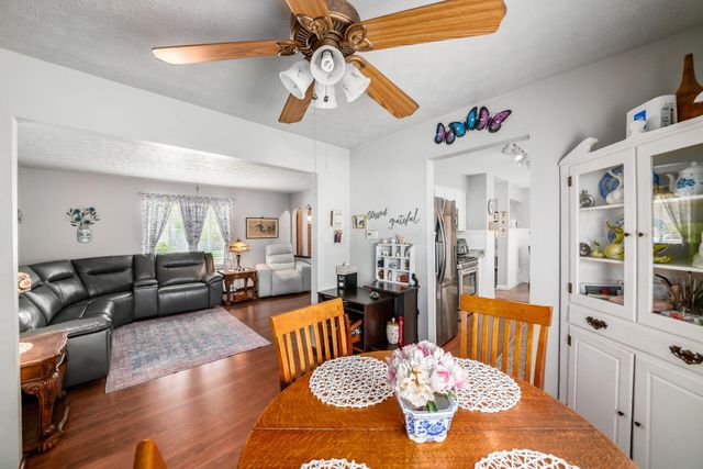 963 Hunt Valley Drive, Reynoldsburg, OH 43068