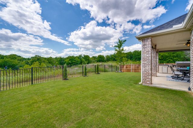 104 Lakeview Drive, Oak Point, TX 75068