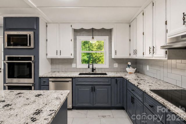 2910 Old Highway 60 Highway, Ronda, NC 28670