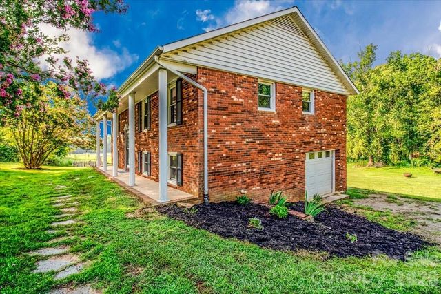 2910 Old Highway 60 Highway, Ronda, NC 28670
