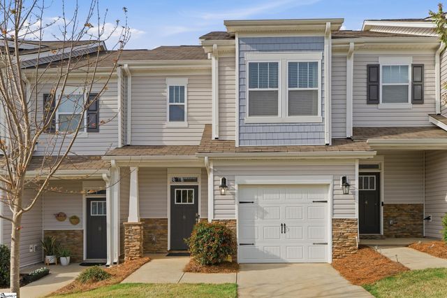 6 Planters Place, Greer, SC 29650
