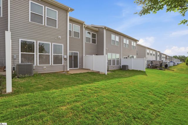6 Planters Place, Greer, SC 29650