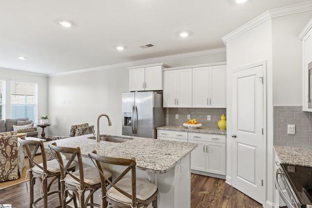 6 Planters Place, Greer, SC 29650