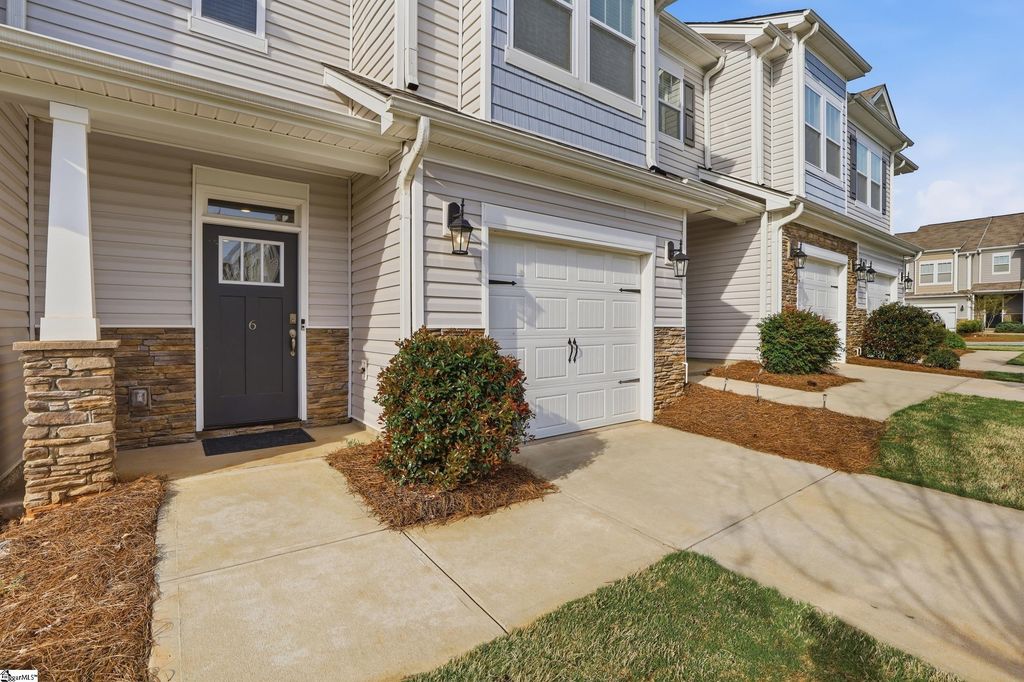 6 Planters Place, Greer, SC 29650