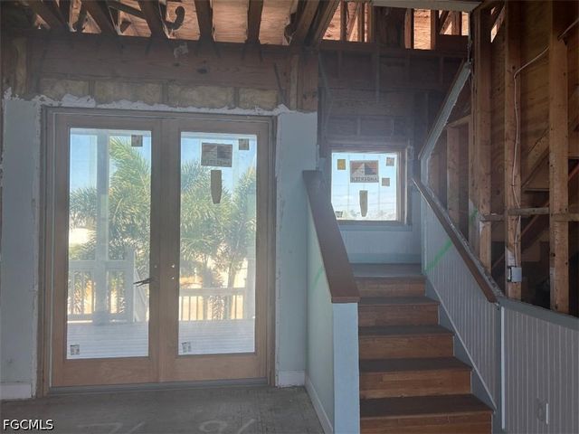 3211 Vacation LN, St James City, FL 33956