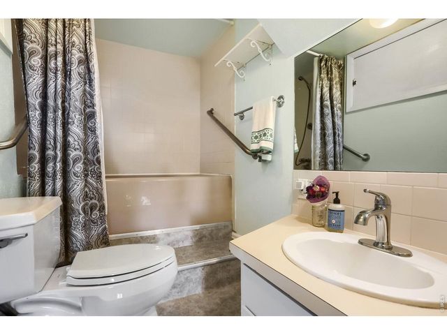 266 Peakview Rd, Boulder, CO 80302