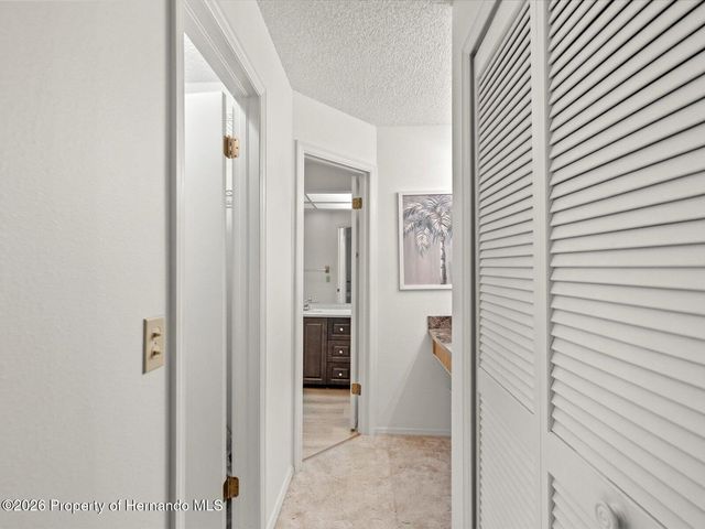 7415 Heather Walk Drive, Weeki Wachee, FL 34613