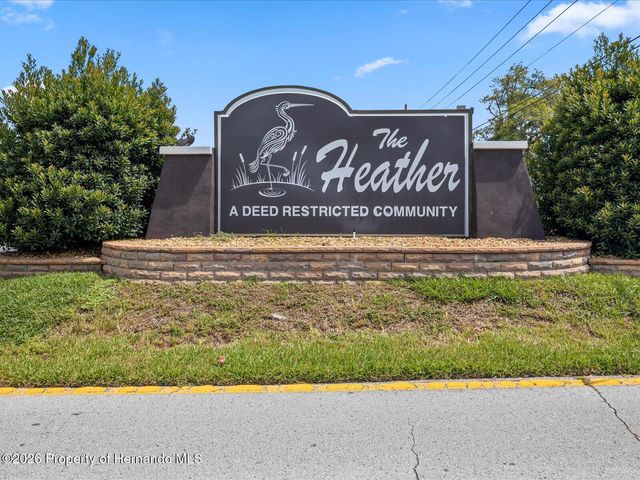 7415 Heather Walk Drive, Weeki Wachee, FL 34613