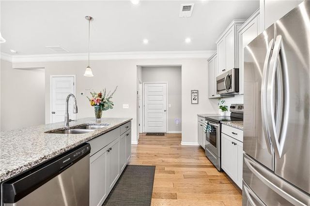 133 Madison Bend, Woodstock, GA 30188