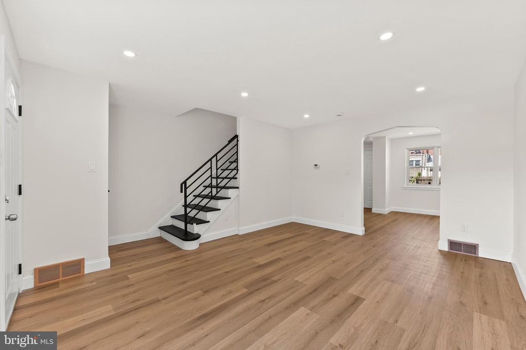 3075 STEVENS ST, Camden, NJ 08105