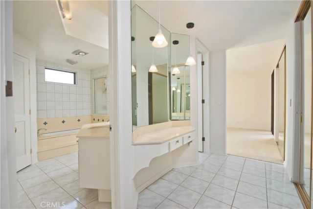 5340 Yarmouth 205, Encino, CA 91316