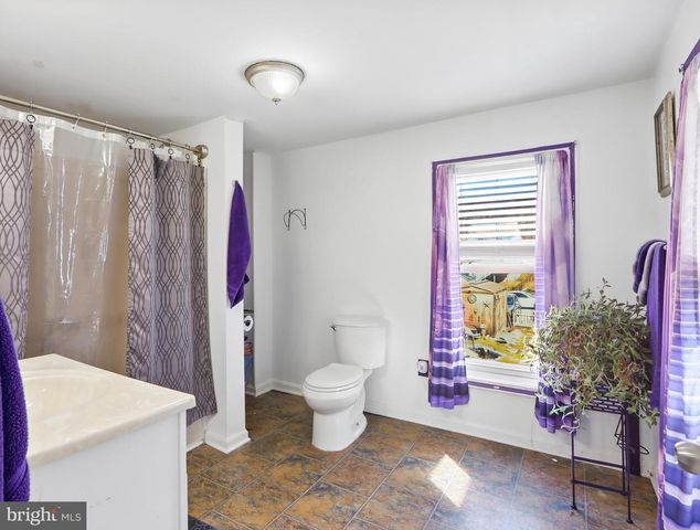 808 KNOXVILLE RD, Knoxville, MD 21758