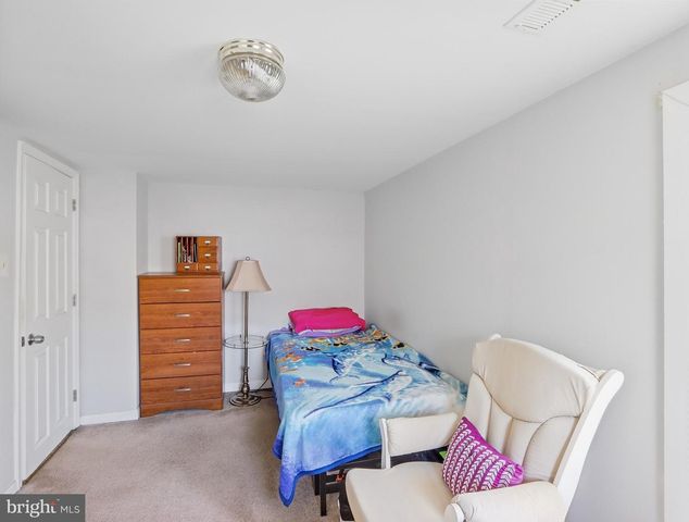 808 KNOXVILLE RD, Knoxville, MD 21758